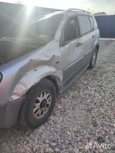Ssangyong rexton по частям