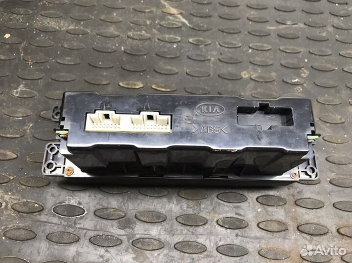 Блок управления климат контролем Kia Sorento