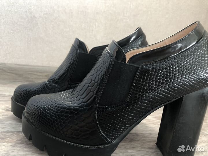 Туфли женские