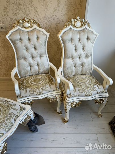 Стулья кухонные деревянные белые