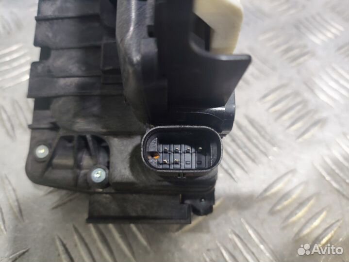 Б/У Замок двери задней левой Mercedes#001