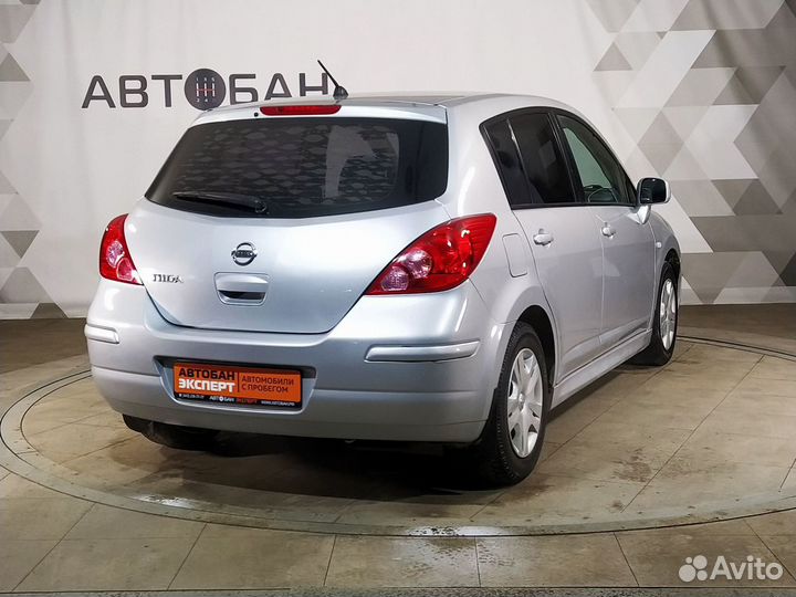 Nissan Tiida 1.6 МТ, 2011, 224 718 км