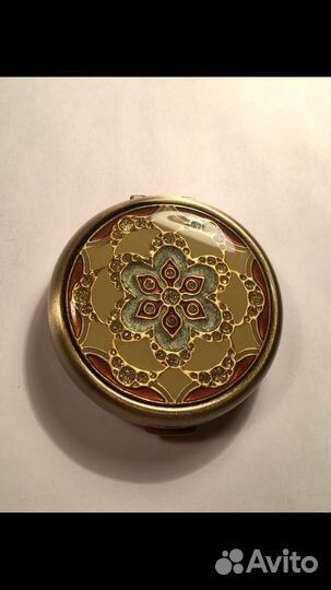Продам зеркальце в подарочной упаковке