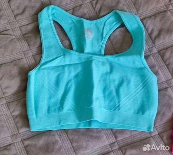 Спортивные топы,майки,42-44 (новые,много)