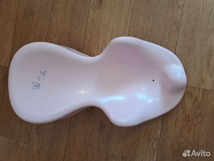 Ванночка для купания с подставкой baby tega