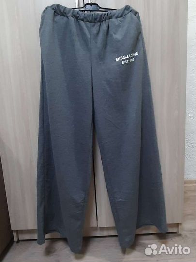 Трикотажный костюм женский новый