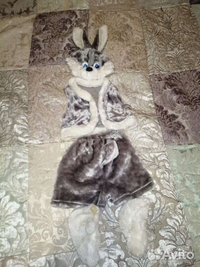 Новогодний костюм зайчик
