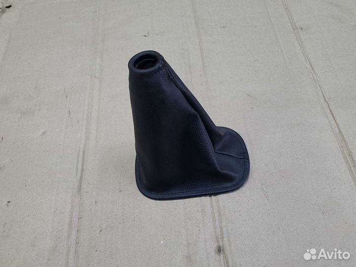 Кожух (чехол) МКПП Nissan Tiida C11 2004-2015