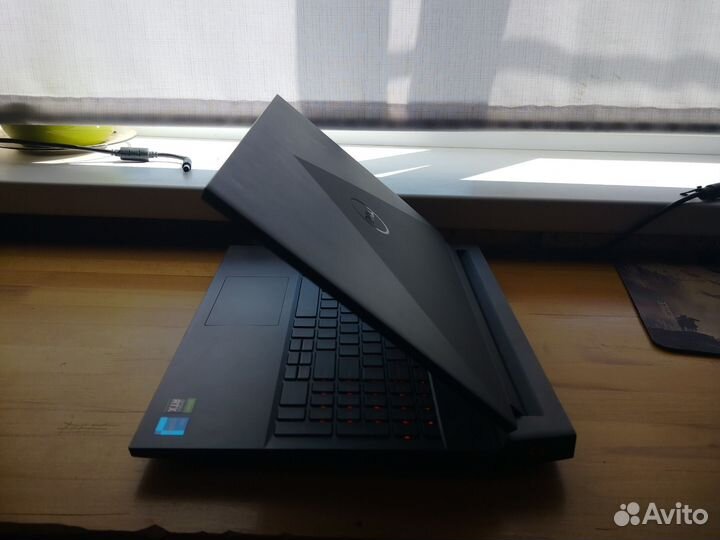 Ноутбук dell G15 5520