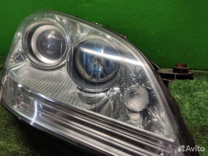 Фара правая Mercedes Benz ML W164 2007