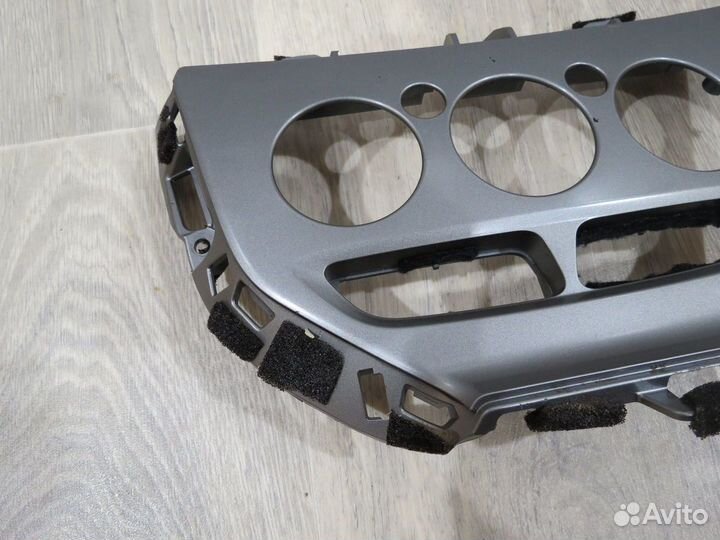 Накладка торпедо Ford Focus 3