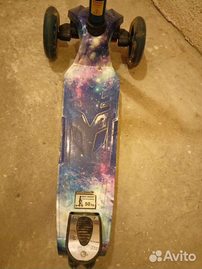 Самокат детский трехколесный бу Reaction