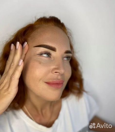 Перманентный макияж бровей губ и век татуаж