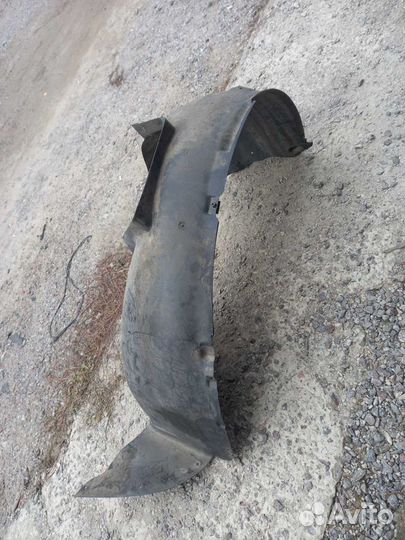 Подкрылок передний левый VW Транспортер Т5
