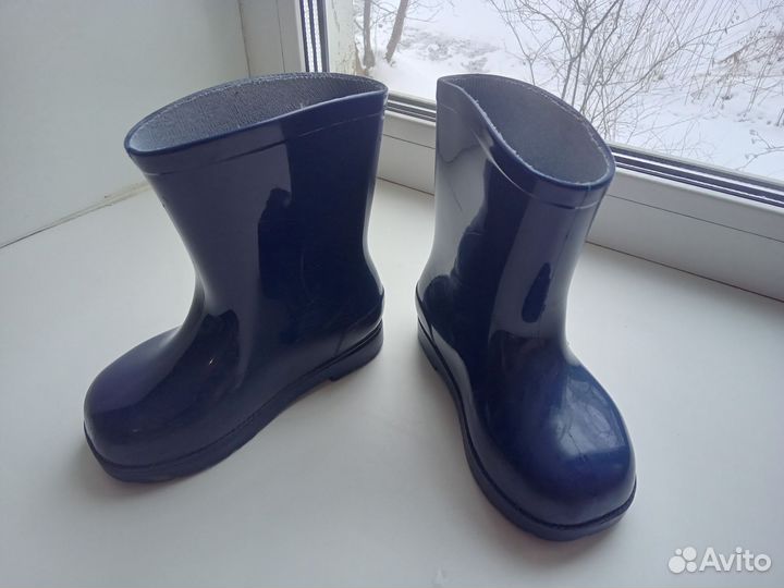 Резиновые сапоги