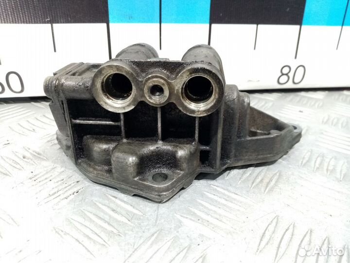 Б/У Корпус термостата BMW 3 E90/E91 2005