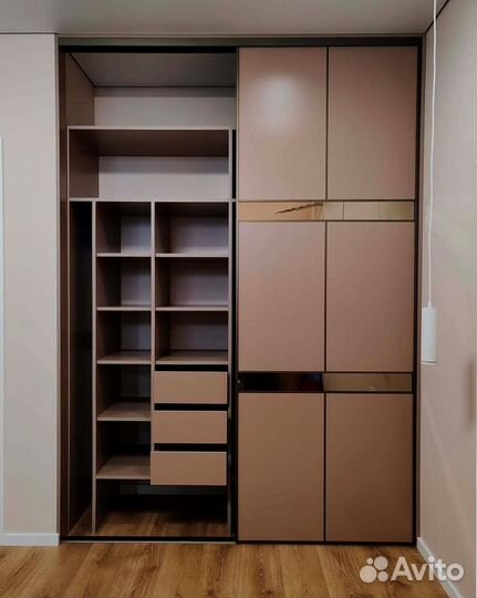 Красивый шкаф купе на заказ