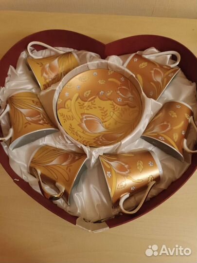 Подарочный чайный сервиз Сердце (новый)