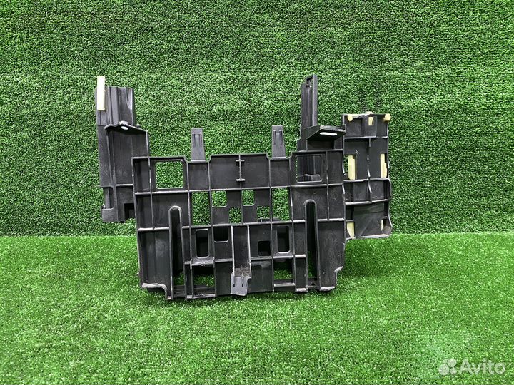 Кронштейн эбу BMW G30 G11 G15