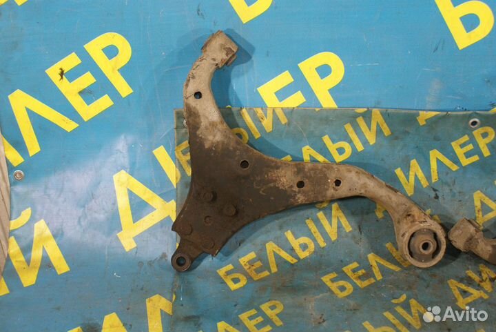 Передний рычаг Hyundai Tucson JM