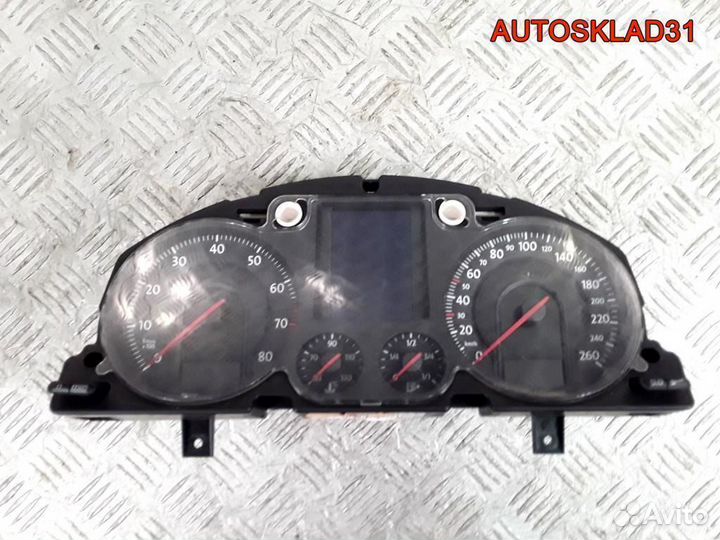 Панель приборов VW Passat B6 3C0920870FX бензин