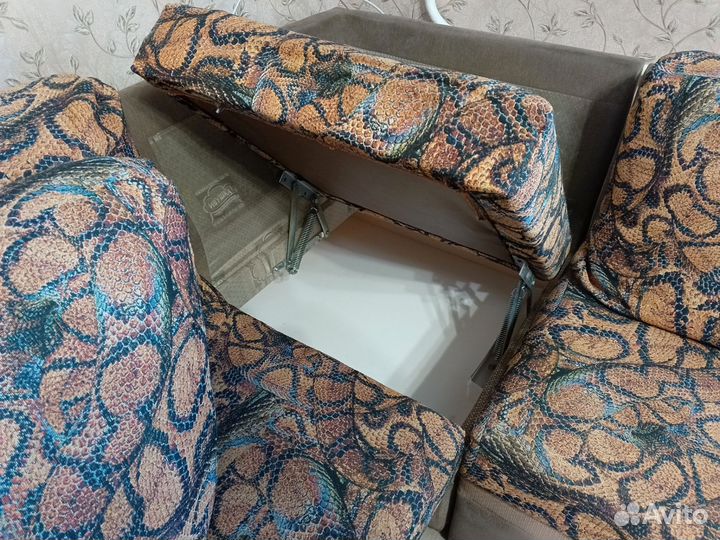 Угловой диван модульный