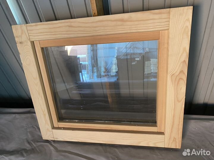 Окно банное деревянное