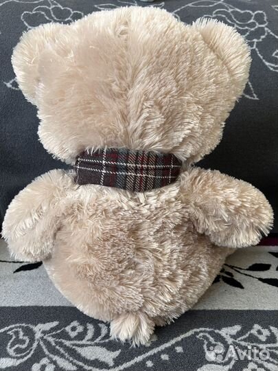 Плюшевый медведь новый