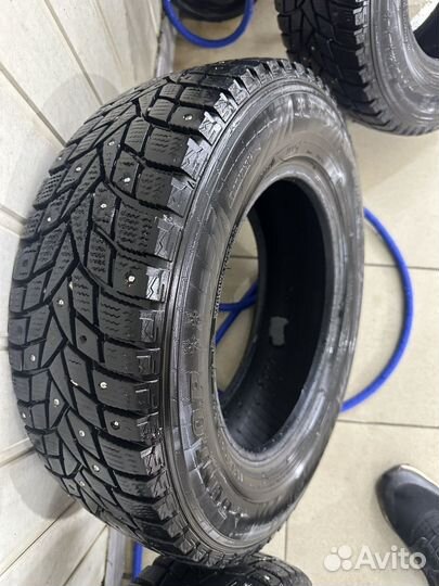 Dunlop SP Winter Ice02 175/70 R13 82T