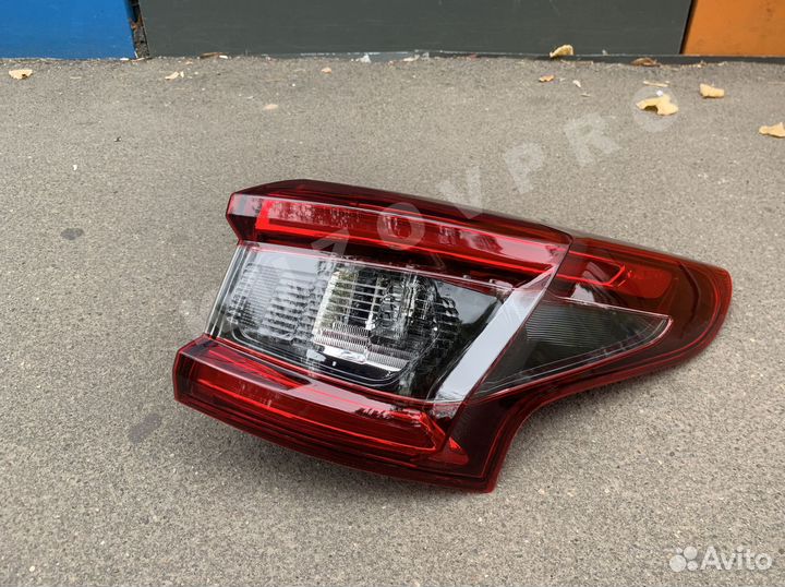 Фонарь правый внешний Nissan Qashqai 2 j11 17-22