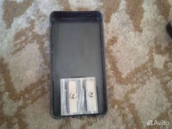 Ножницы и точилка