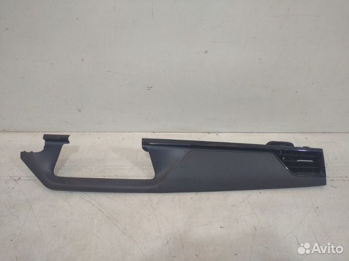 Накладка панели приборов передняя правая Skoda