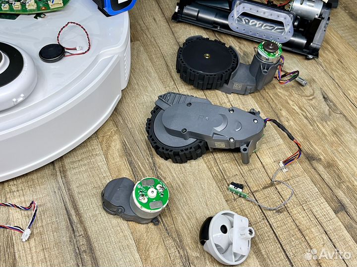 Запчасти для робота Xiaomi Roborock Q8 Max