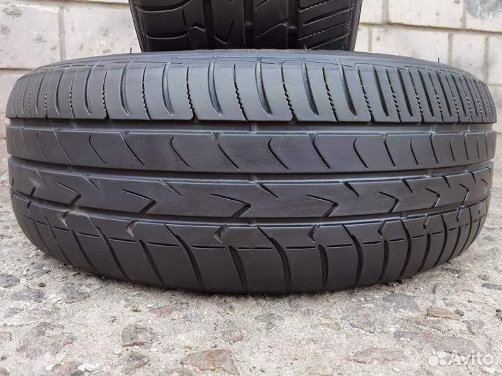 Toyo Tranpath MPZ 215/60 R17 96H