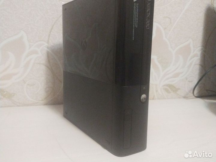 Xbox 360 E