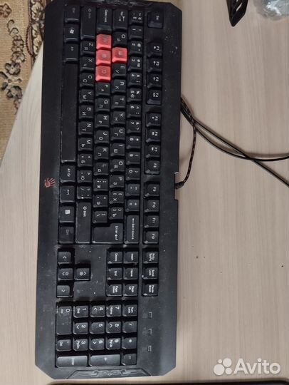 Игровая клавиатура Bloody Q-100