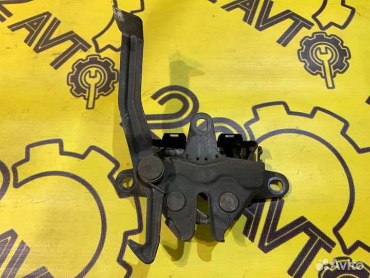 Замок капота Toyota Vista ZZV50 1ZZ-FE 2001.06