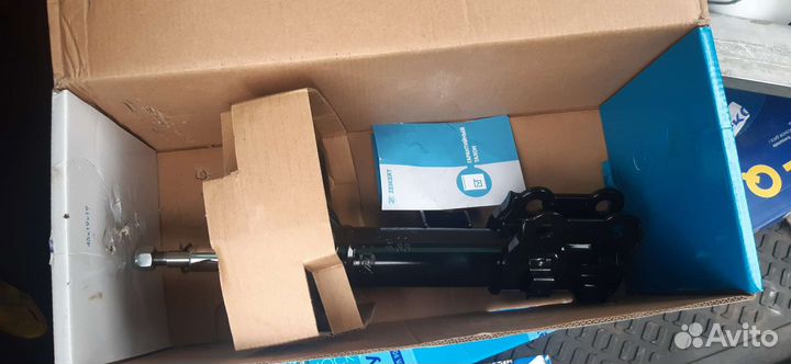 Передние стойки амортизатора kia ceed Ed