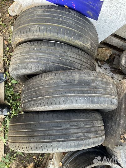 Yokohama BluEarth-A 215/65 R16 98H