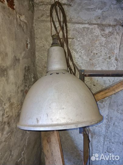 Фонарь прожектор