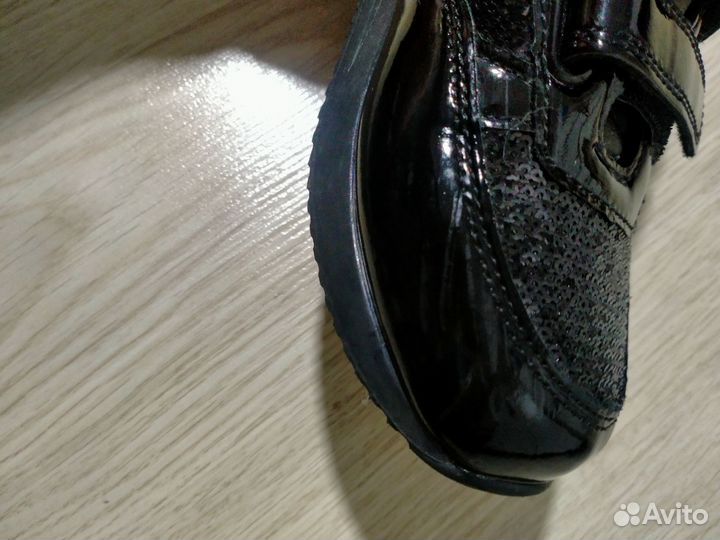 Кроссовки для девочки 36р.Mursu