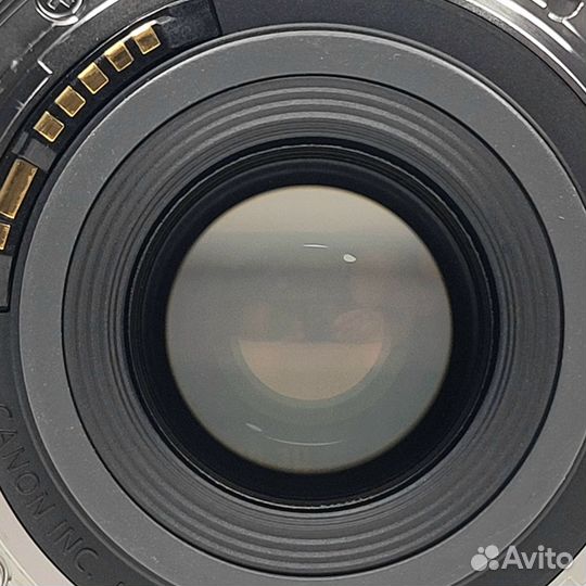 Canon EF-S 17-85mm f/4.5-5.6 IS USM