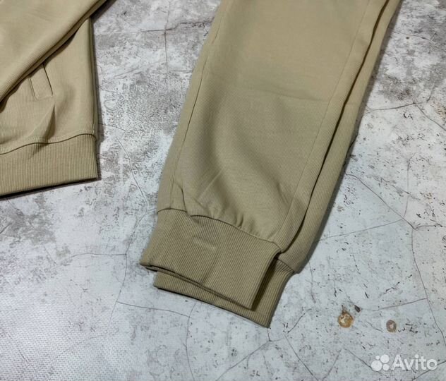 Спортивные костюмы Lacoste