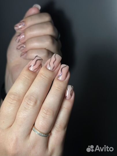 Беспоатно модель на маникюр