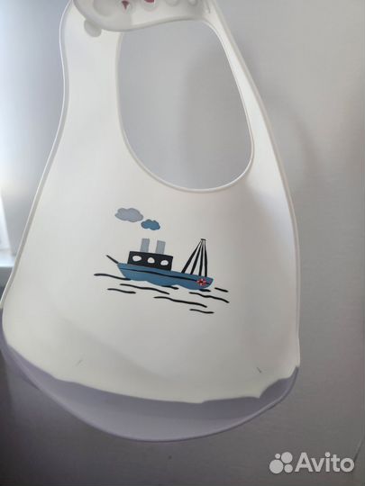 Нагрудник силиконовый