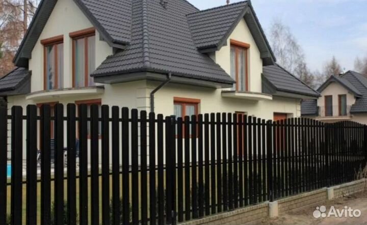 Забор из евроштакетника ,ворота, калитки под ключ