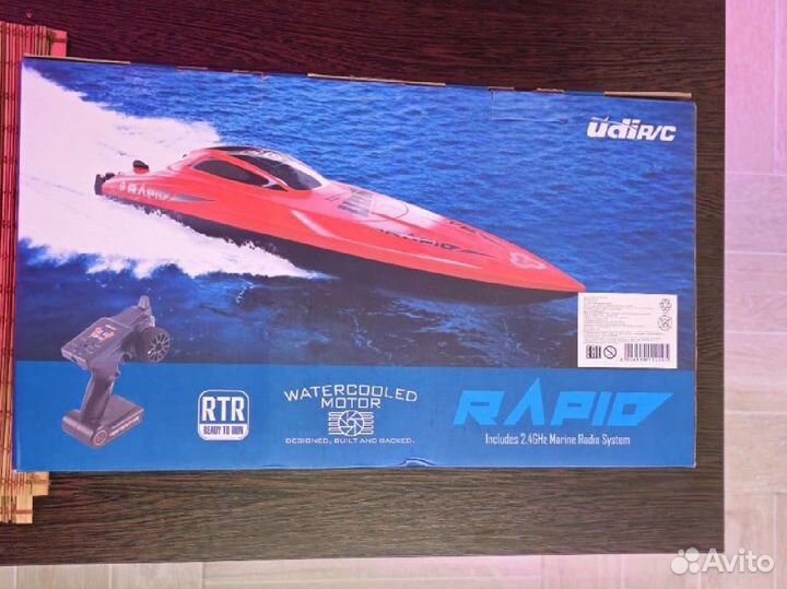 Катер на пульте управления rapid