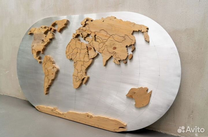 Карта World Map Aluminum and Wood