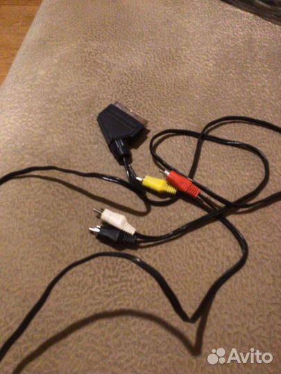 Наушники, провода и кабели