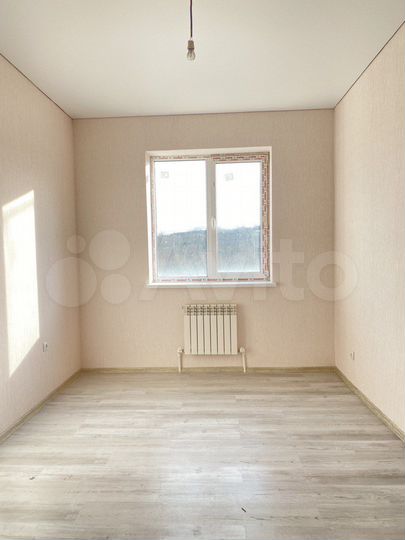 2-к. квартира, 60 м², 1/4 эт.